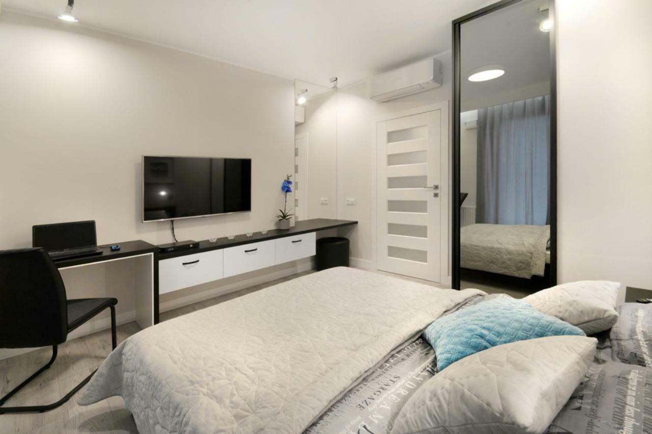 P&O Serviced Apartments Solec Варшава Екстериор снимка