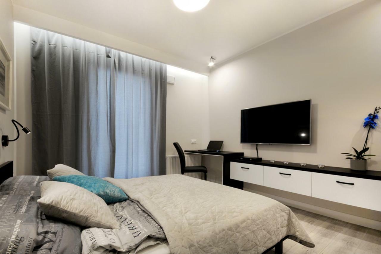 P&O Serviced Apartments Solec Варшава Екстериор снимка