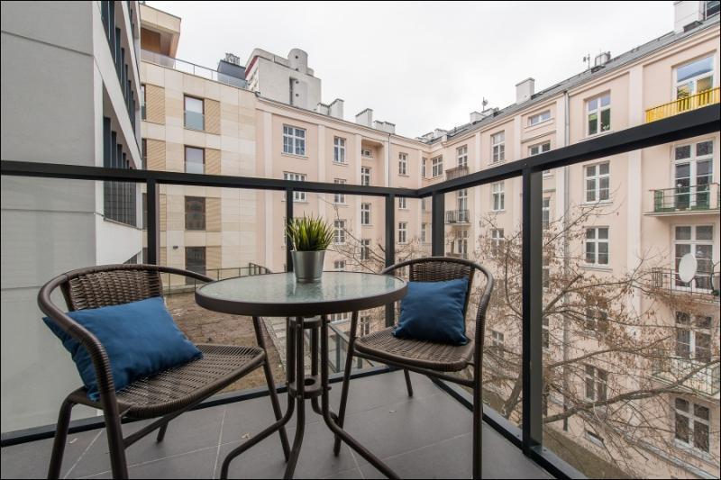 P&O Serviced Apartments Solec Варшава Екстериор снимка